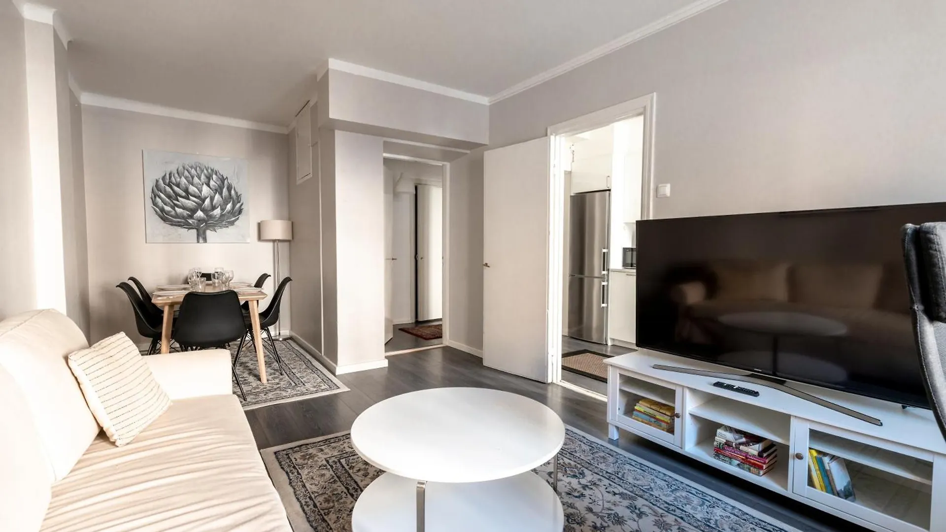 2Ndhomes Stylish & Renovated 1Br Apartment With Good Location Helsinki