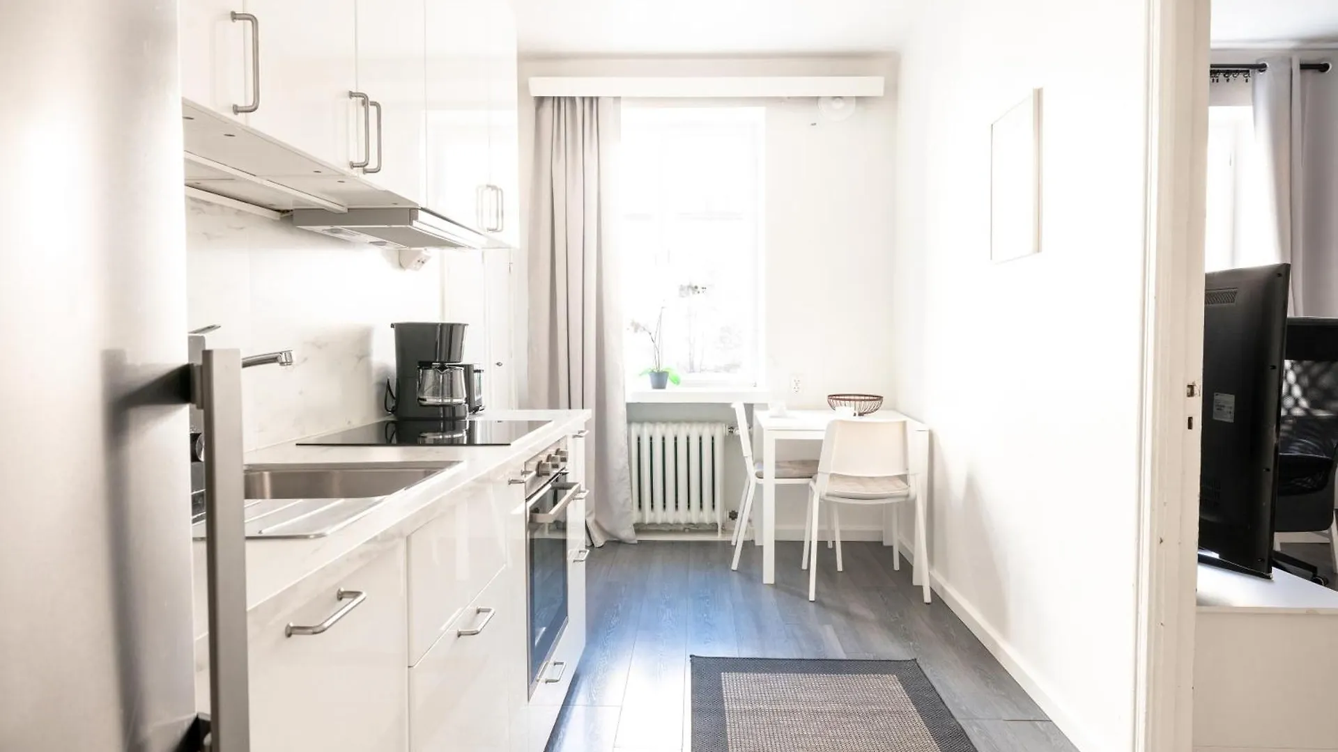 2Ndhomes Stylish & Renovated 1Br Apartment With Good Location Helsinki